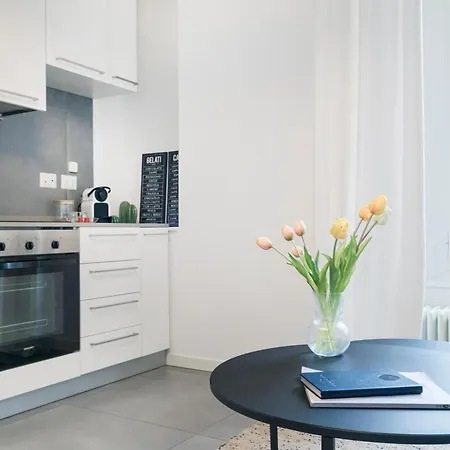 New Flat Fully Furnished In P.Ta Romana Milan Exterior photo