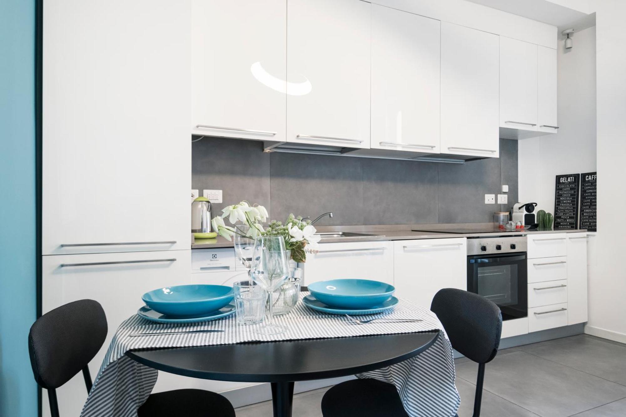 New Flat Fully Furnished In P.ta Romana Apartment Mailand