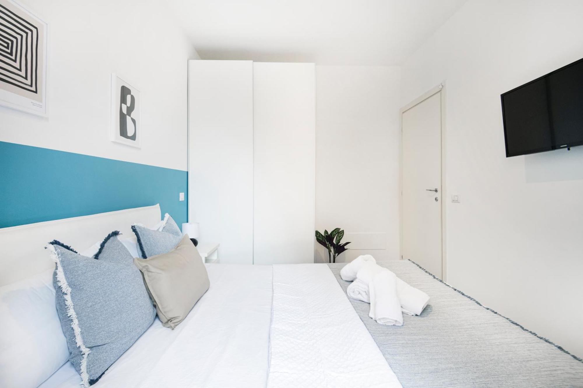 New Flat Fully Furnished In P.ta Romana Apartment Mailand
